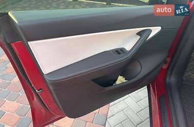 Внедорожник / Кроссовер Tesla Model Y 2021 в 