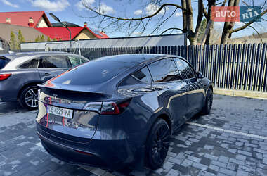Внедорожник / Кроссовер Tesla Model Y 2021 в 