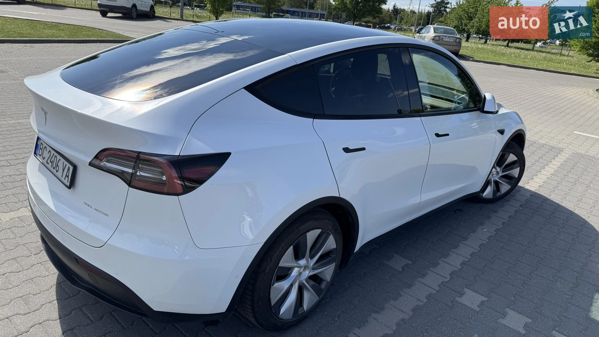 2021 Tesla Model Y - мініатюра 10