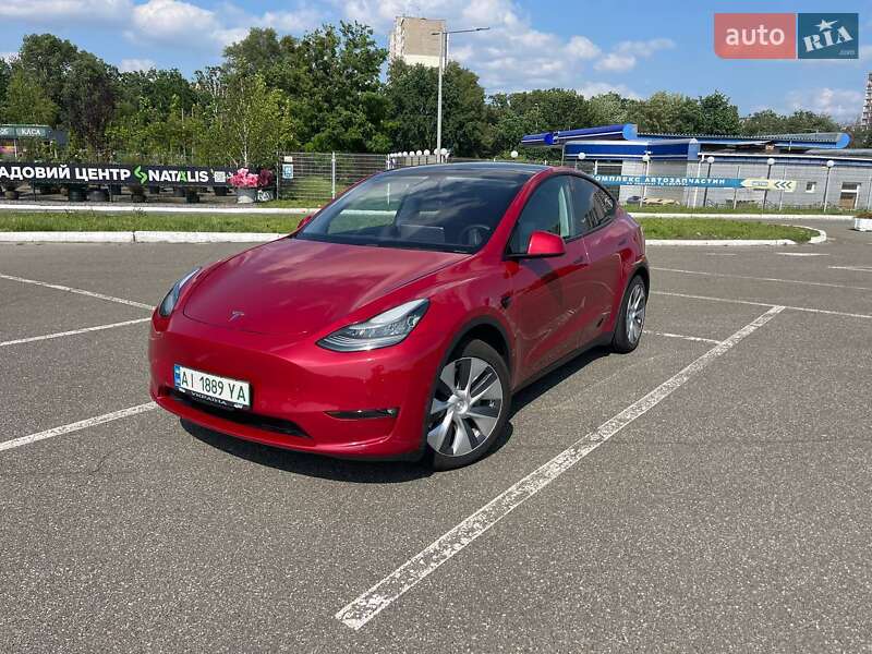 Tesla Model Y 2020