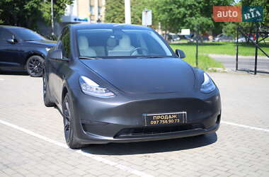 Позашляховик / Кросовер Tesla Model Y 2021 в Львові
