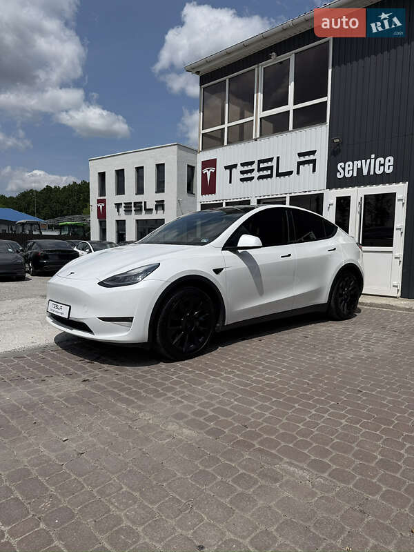 Внедорожник / Кроссовер Tesla Model Y 2021 в 