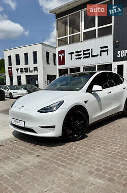 Внедорожник / Кроссовер Tesla Model Y 2021 в 