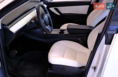 Внедорожник / Кроссовер Tesla Model Y 2022 в 