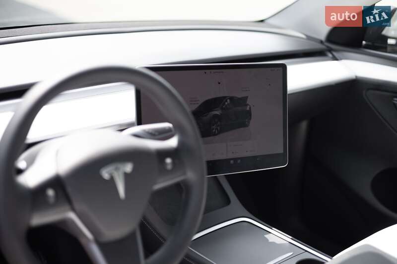 Внедорожник / Кроссовер Tesla Model Y 2024 в Львове