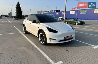 Внедорожник / Кроссовер Tesla Model Y 2023 в 