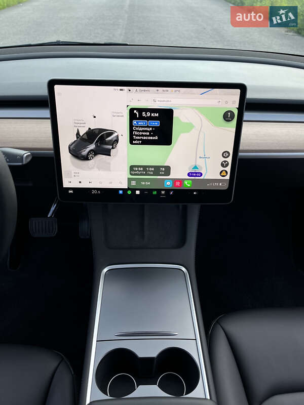 Внедорожник / Кроссовер Tesla Model Y 2023 в Дрогобыче