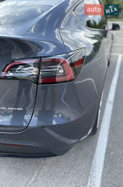 Внедорожник / Кроссовер Tesla Model Y 2023 в 