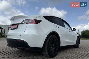 Внедорожник / Кроссовер Tesla Model Y 2021 в 