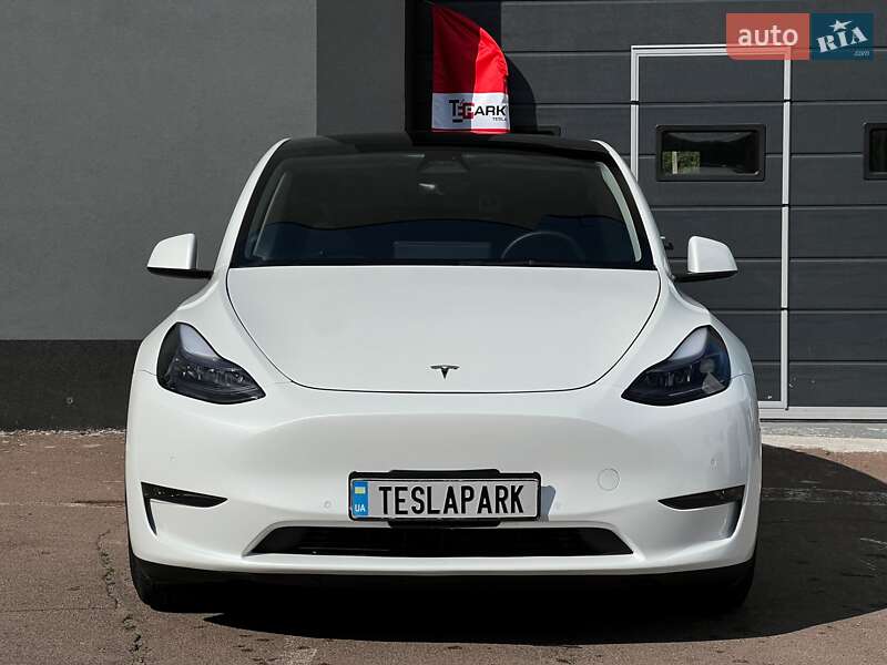 Позашляховик / Кросовер Tesla Model Y 2022 в Києві