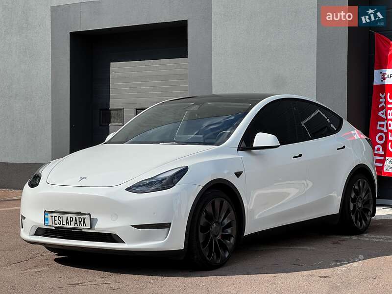 Tesla Model Y 2022