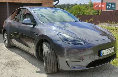 Внедорожник / Кроссовер Tesla Model Y 2023 в Киеве