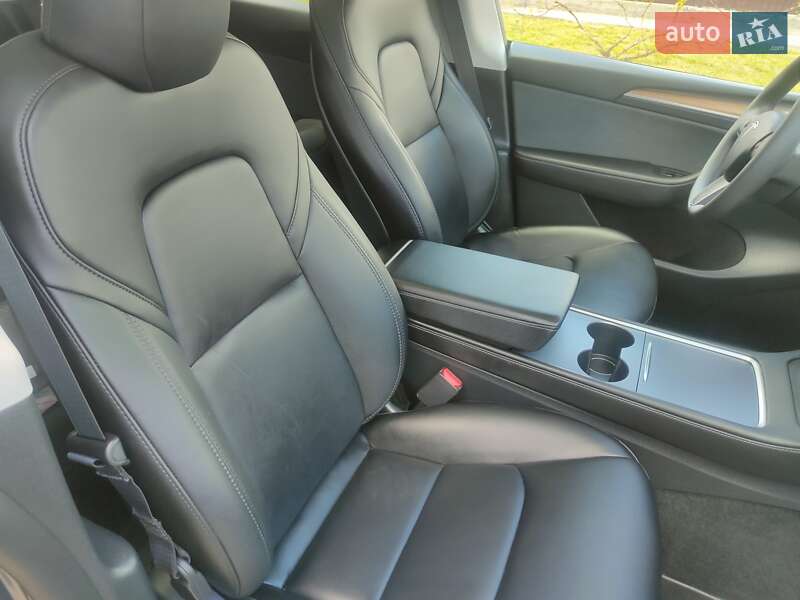 Внедорожник / Кроссовер Tesla Model Y 2023 в Киеве фото 43 Внедорожник / Кроссовер Tesla Model Y 2023 в Киеве