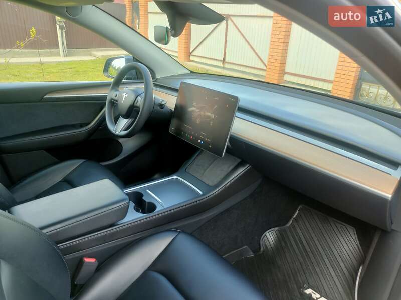 Внедорожник / Кроссовер Tesla Model Y 2023 в Киеве фото 41 Внедорожник / Кроссовер Tesla Model Y 2023 в Киеве