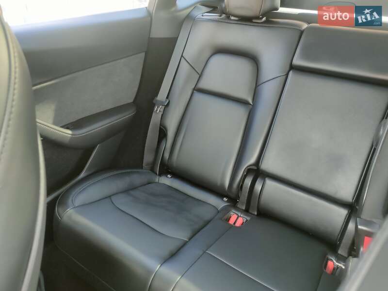 Внедорожник / Кроссовер Tesla Model Y 2023 в Киеве фото 54 Внедорожник / Кроссовер Tesla Model Y 2023 в Киеве