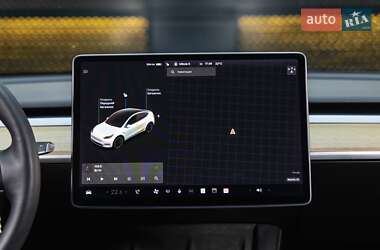 Внедорожник / Кроссовер Tesla Model Y 2021 в 