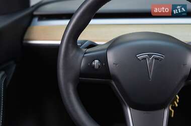 Внедорожник / Кроссовер Tesla Model Y 2021 в 