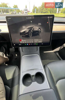 Внедорожник / Кроссовер Tesla Model Y 2022 в 