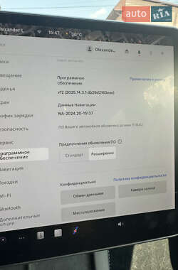 Внедорожник / Кроссовер Tesla Model Y 2021 в 