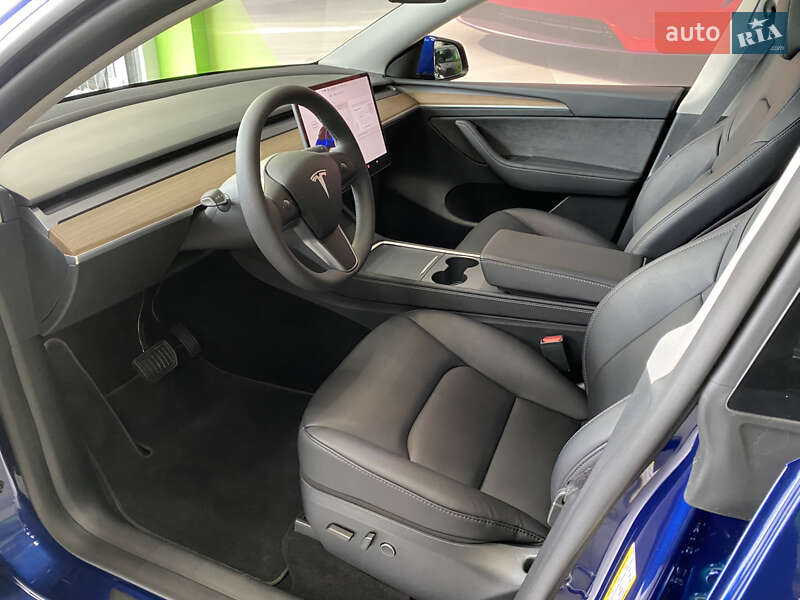 Внедорожник / Кроссовер Tesla Model Y 2024 в Киеве фото 11 Внедорожник / Кроссовер Tesla Model Y 2024 в Киеве