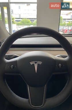 Внедорожник / Кроссовер Tesla Model Y 2024 в 