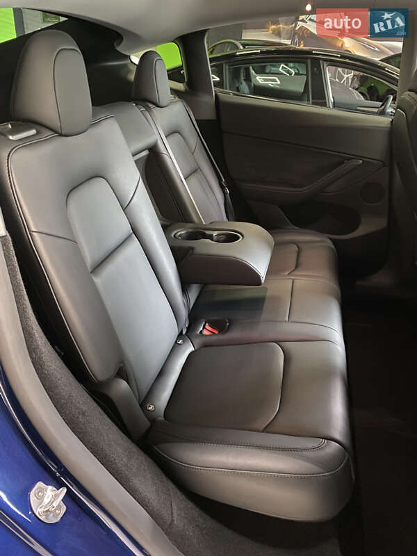 Внедорожник / Кроссовер Tesla Model Y 2024 в Киеве фото 37 Внедорожник / Кроссовер Tesla Model Y 2024 в Киеве