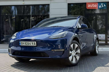 Внедорожник / Кроссовер Tesla Model Y 2023 в 