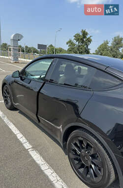 Внедорожник / Кроссовер Tesla Model Y 2021 в 