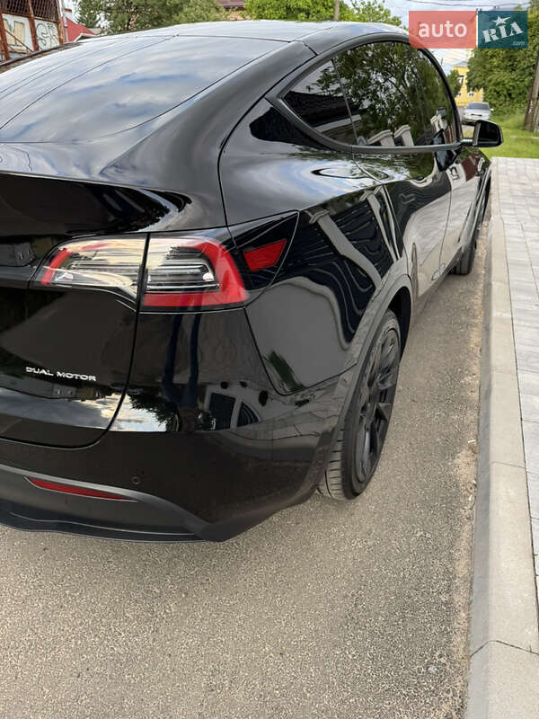 Внедорожник / Кроссовер Tesla Model Y 2021 в Дрогобыче