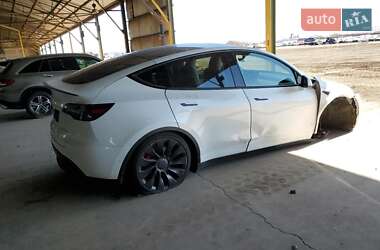 Внедорожник / Кроссовер Tesla Model Y 2021 в 