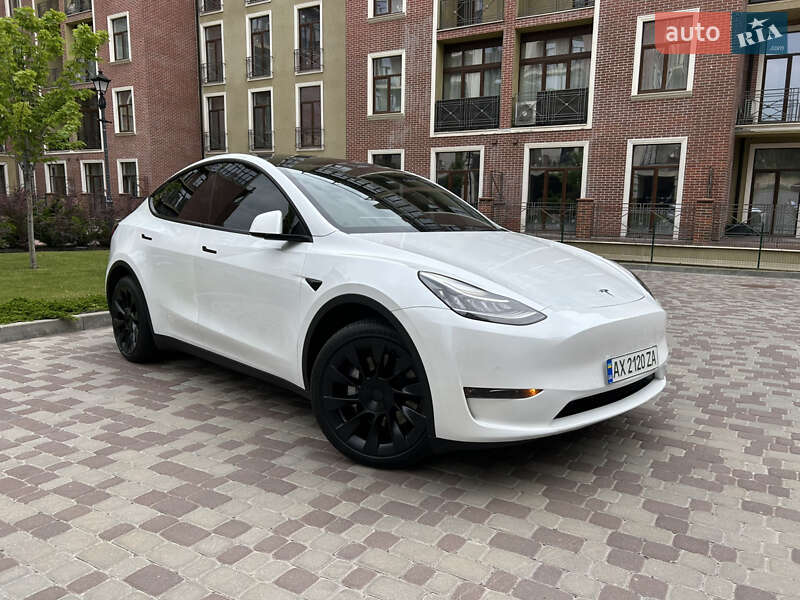Внедорожник / Кроссовер Tesla Model Y 2022 в 