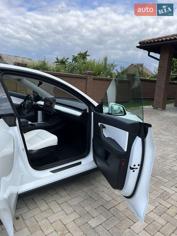Внедорожник / Кроссовер Tesla Model Y 2022 в Виннице фото 25 Внедорожник / Кроссовер Tesla Model Y 2022 в Виннице