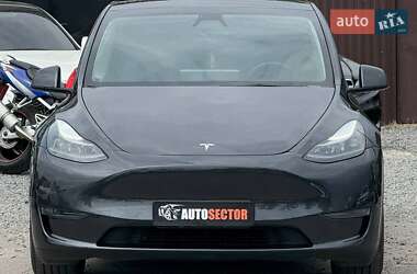 Внедорожник / Кроссовер Tesla Model Y 2024 в 