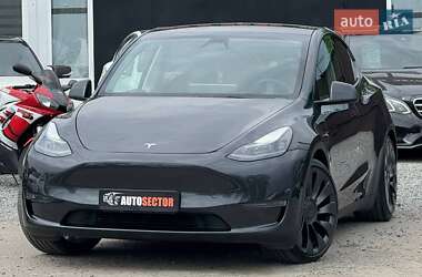 Внедорожник / Кроссовер Tesla Model Y 2024 в 