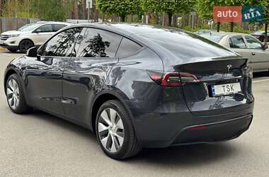 Внедорожник / Кроссовер Tesla Model Y 2024 в 