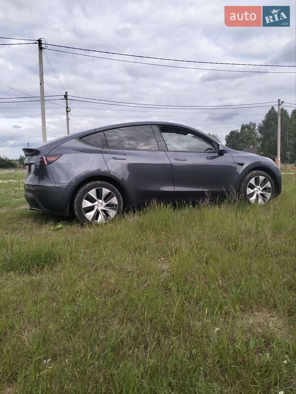 Tesla Model Y 2023 Tesla Model Y 2023