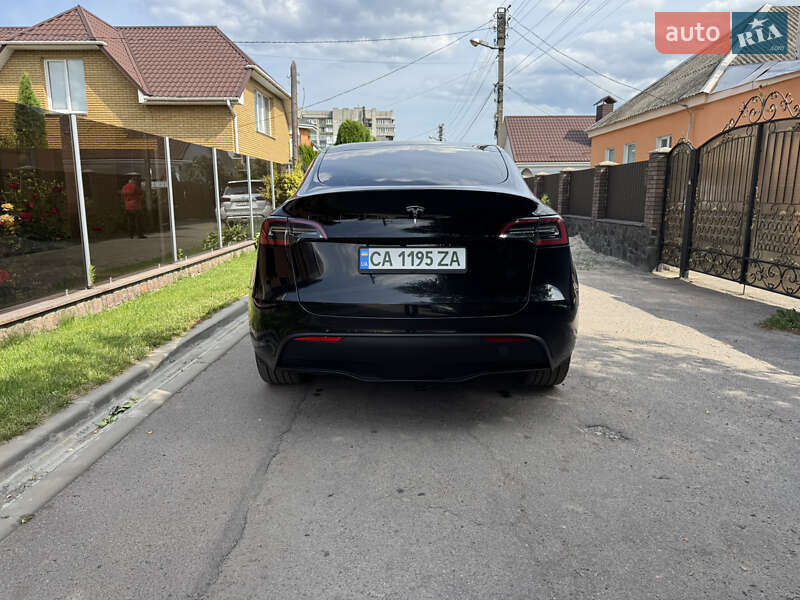 Внедорожник / Кроссовер Tesla Model Y 2023 в Черкассах фото 4 Внедорожник / Кроссовер Tesla Model Y 2023 в Черкассах