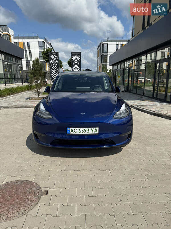 Внедорожник / Кроссовер Tesla Model Y 2021 в 