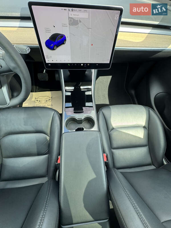 Позашляховик / Кросовер Tesla Model Y 2021 в Луцьку