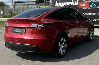 Внедорожник / Кроссовер Tesla Model Y 2021 в 