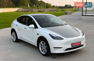 Внедорожник / Кроссовер Tesla Model Y 2023 в 