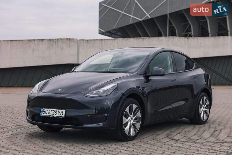 Внедорожник / Кроссовер Tesla Model Y 2024 в Львове