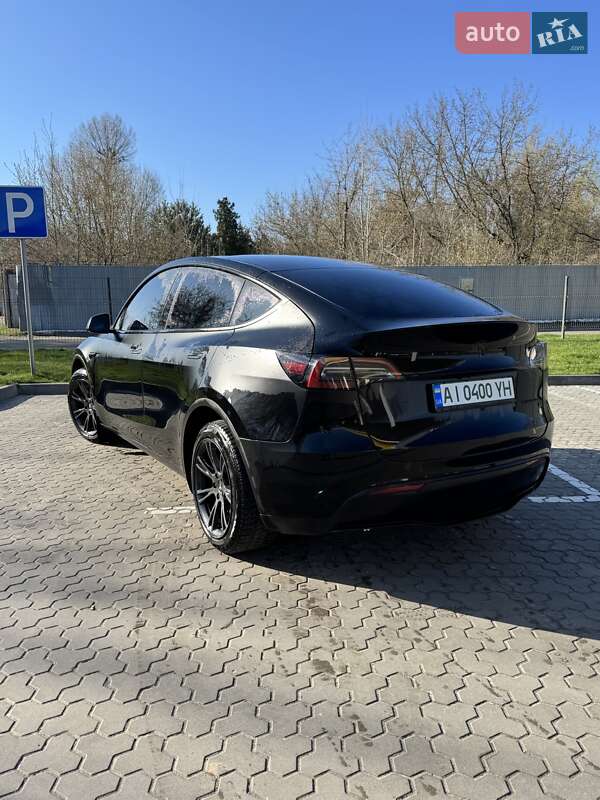 Позашляховик / Кросовер Tesla Model Y 2023 в Києві