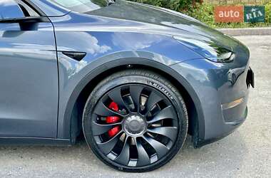 Внедорожник / Кроссовер Tesla Model Y 2022 в 