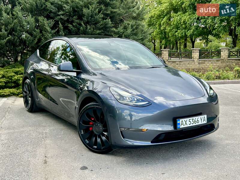 Tesla Model Y 2022