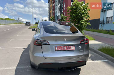 Внедорожник / Кроссовер Tesla Model Y 2024 в 