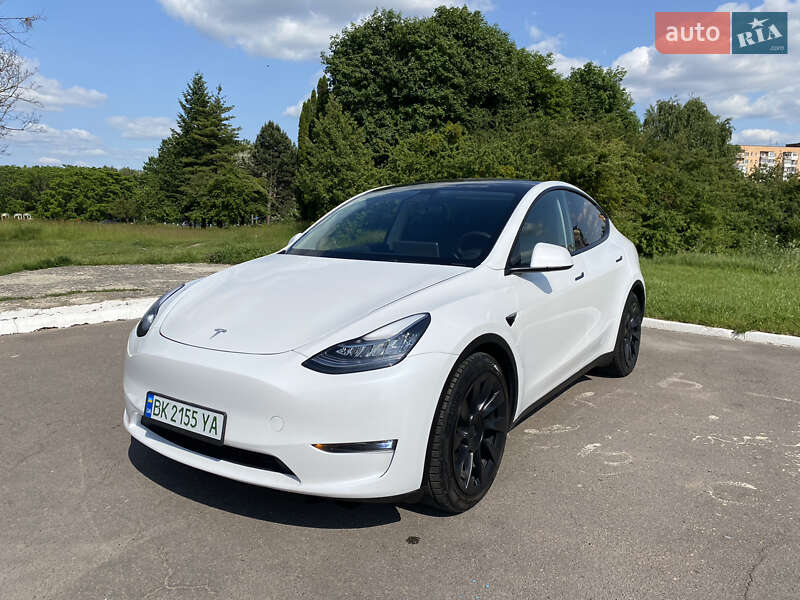 Внедорожник / Кроссовер Tesla Model Y 2022 в 