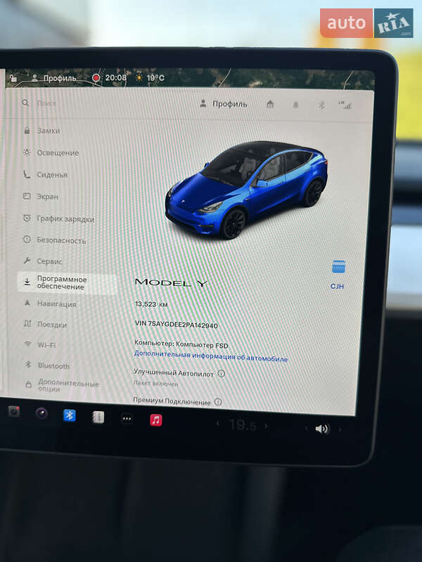 Внедорожник / Кроссовер Tesla Model Y 2023 в Ровно