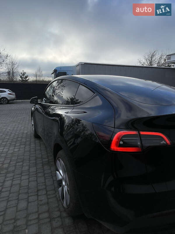 Позашляховик / Кросовер Tesla Model Y 2022 в Рівному фото 14 Позашляховик / Кросовер Tesla Model Y 2022 в Рівному