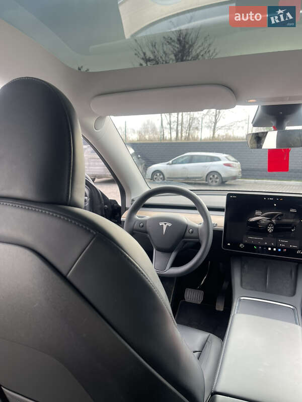 Позашляховик / Кросовер Tesla Model Y 2022 в Рівному фото 19 Позашляховик / Кросовер Tesla Model Y 2022 в Рівному